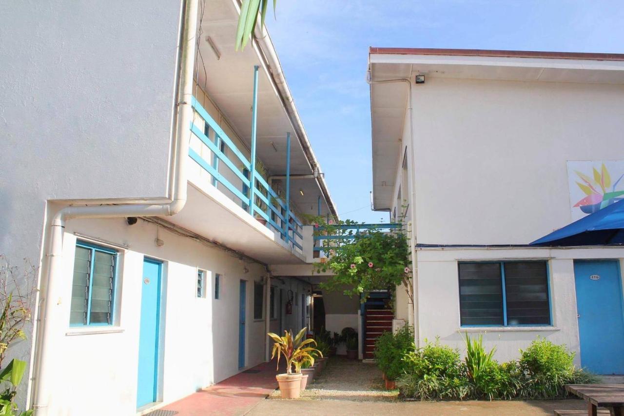 Pacific Paradise Motel Порт-Вила Экстерьер фото